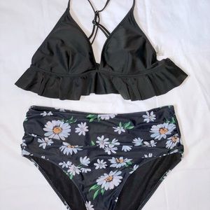 SHEIN Ruffled Floral Bikini Size 1XL